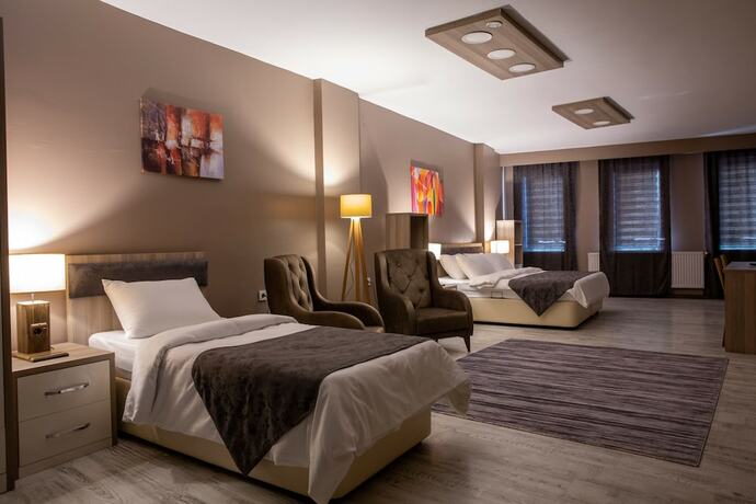 Imagen de la habitación del Staron Otel. Foto 18