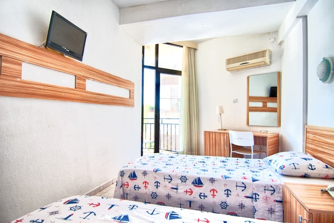 Imagen de la habitación del Status Hotel. Foto 2