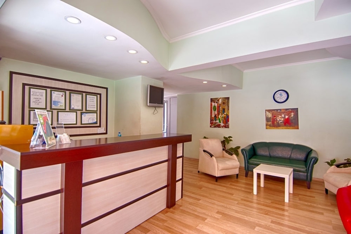 Imagen de los interiores del Status Hotel. Foto 14