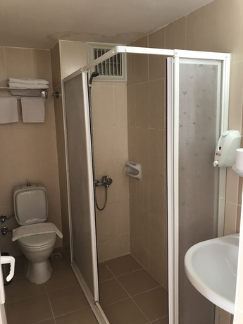Imagen de la habitación del Status Hotel. Foto 13