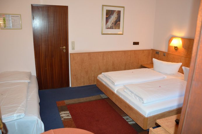 Imagen de la habitación del Steen\'s Hotel. Foto 7