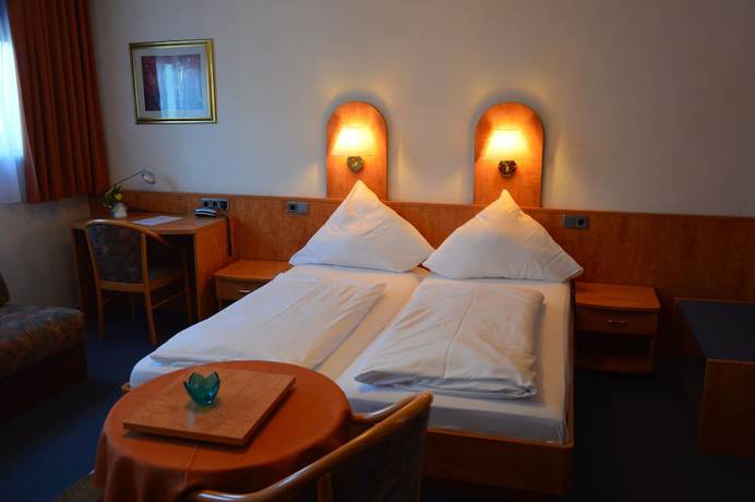 Imagen de la habitación del Steen\'s Hotel. Foto 8