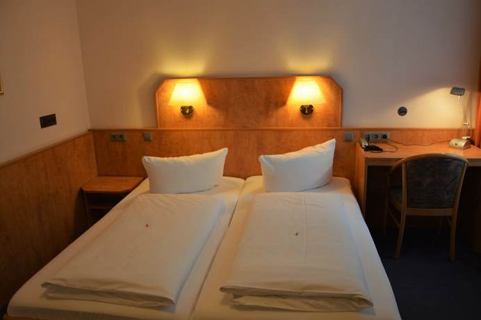 Imagen de la habitación del Steen\'s Hotel. Foto 16