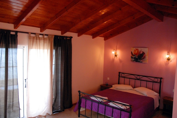 Imagen de la habitación del Stefanos Place. Foto 4