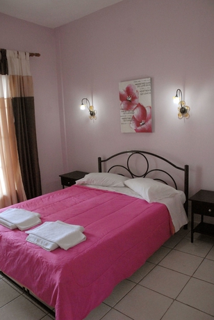 Imagen de la habitación del Stefanos Place. Foto 11