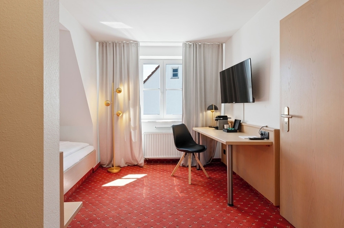 Imagen de la habitación del Steiners Hotel. Foto 7