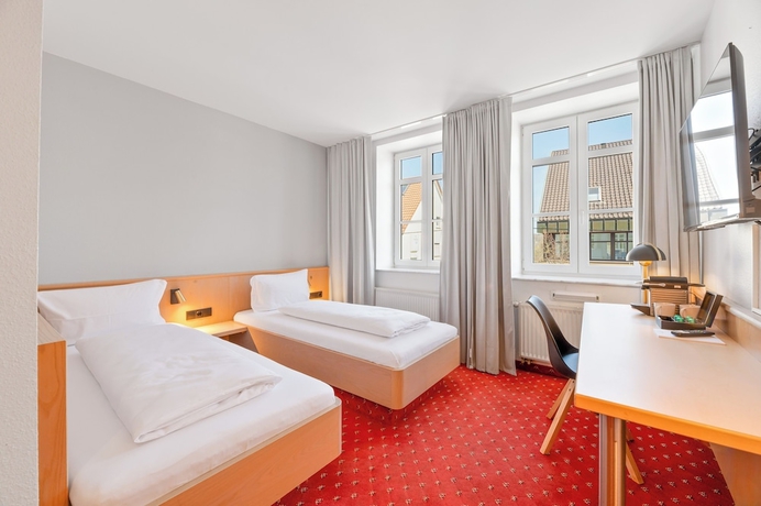 Imagen de la habitación del Steiners Hotel. Foto 10