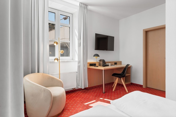 Imagen de la habitación del Steiners Hotel. Foto 14