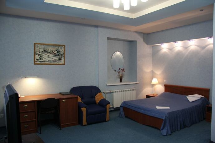 Imagen de la habitación del Sterkh Hotel. Foto 4