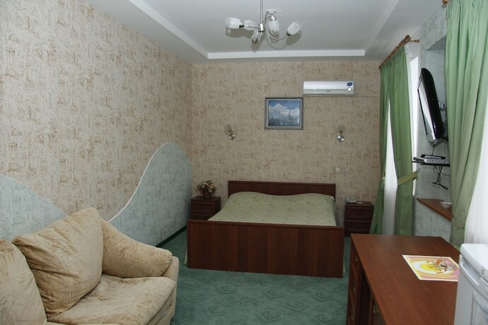 Imagen de la habitación del Sterkh Hotel. Foto 7