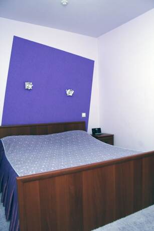 Imagen de la habitación del Sterkh Hotel. Foto 9