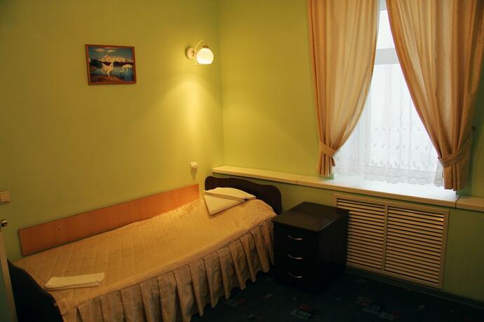 Imagen de la habitación del Sterkh Hotel. Foto 10