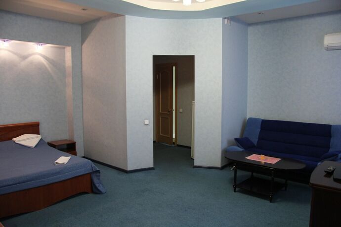 Imagen de la habitación del Sterkh Hotel. Foto 11