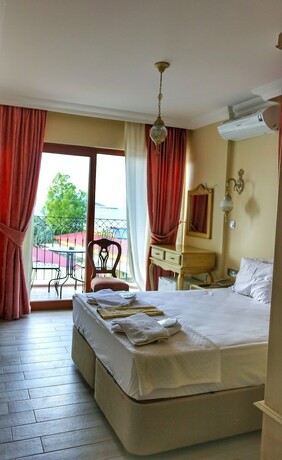 Imagen general del Stone Hill Otel. Foto 9
