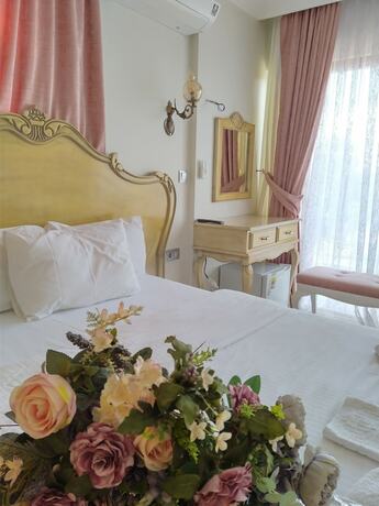 Imagen de la habitación del Stone Hill Otel. Foto 15