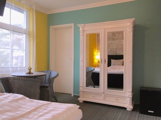 Imagen de la habitación del Strandhotel Villa Louisa and Appartementh&auml;user Villa Josephine und Christine. Foto 11