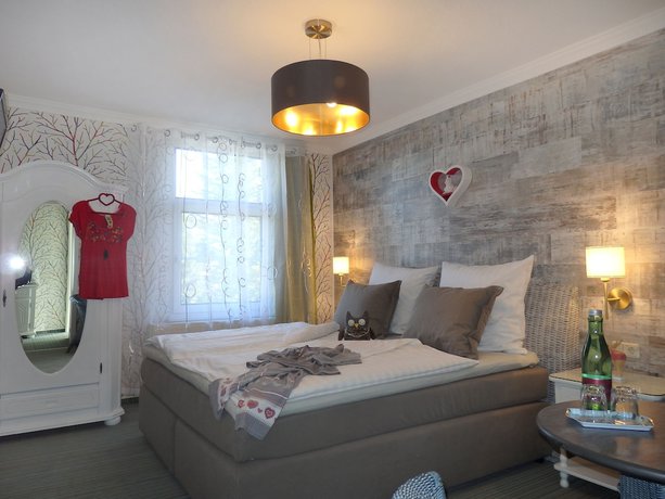 Imagen de la habitación del Strandhotel Villa Louisa and Appartementh&auml;user Villa Josephine und Christine. Foto 16