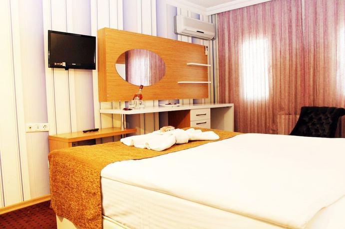 Imagen de la habitación del Strazburg Hotel. Foto 15