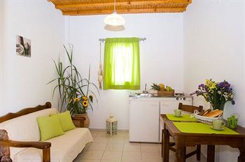 Imagen de los interiores del Studios Eleni. Foto 6