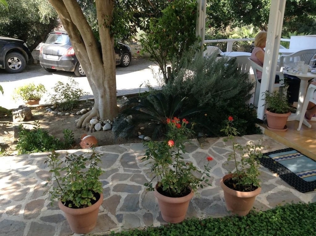 Imagen de los exteriores del Studios Stella. Foto 11