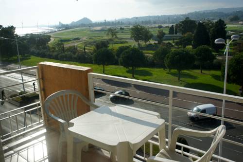 Imagen de la habitación del Studiotel. Foto 13