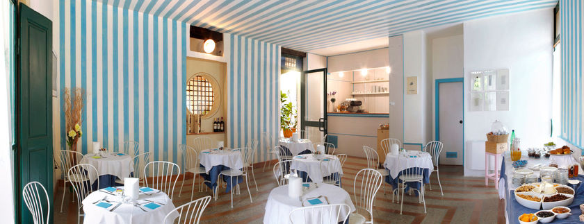 Imagen del bar/restaurante del Subretia Residenze Di Campagna. Foto 7