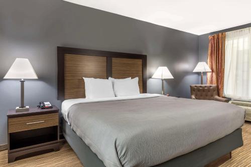 Imagen de la habitación del Suburban Studios Gainesville. Foto 16