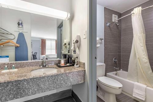 Imagen de la habitación del Suburban Studios Gainesville. Foto 19