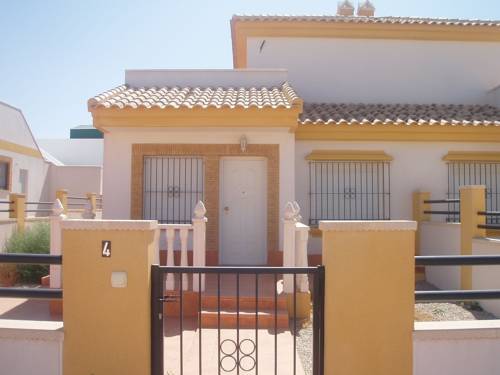 Imagen de la habitación del Sucina Villas. Foto 2