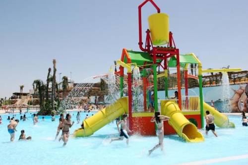 Imagen de la habitación del Sucina Villas. Foto 5