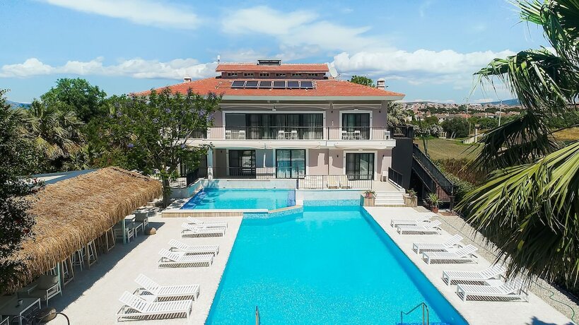 Imagen general del Suess Ala&ccedil;atı Otel. Foto 10