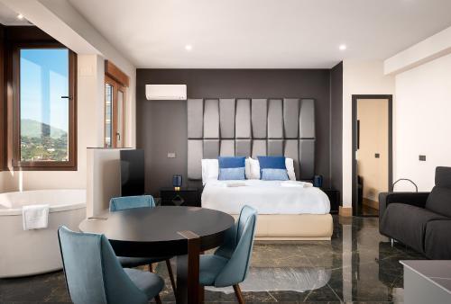 Imagen de la habitación del Suite 1907 Oviedo. Foto 7