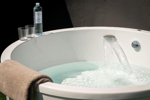 Imagen de los interiores del Suite 1907 Oviedo. Foto 19