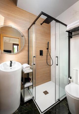 Imagen de la habitación del Suite 1907 Oviedo. Foto 14