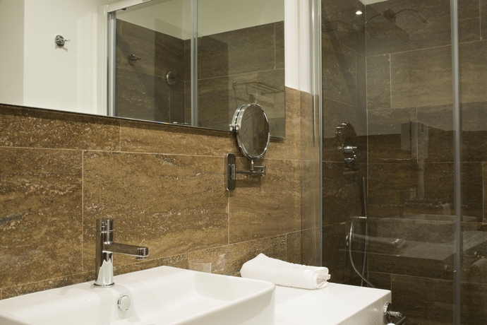 Imagen de la habitación del Suite Deal Rome. Foto 3