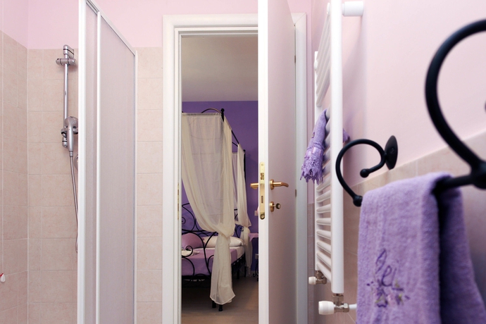 Imagen de la habitación del Suite Rome. Foto 2