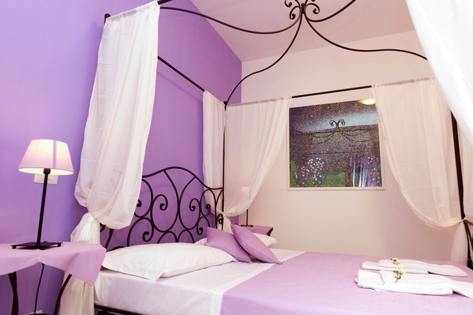 Imagen de la habitación del Suite Rome. Foto 7