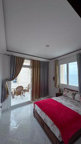 Imagen de la habitación del Suite Taghazoute. Foto 15