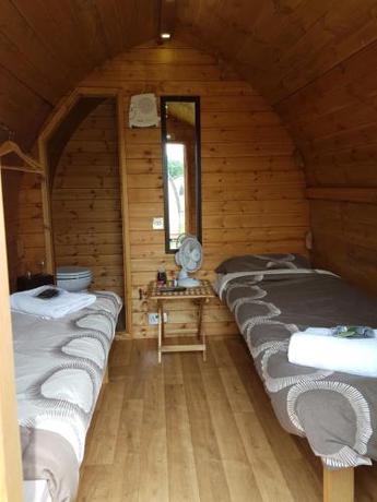 Imagen de la habitación del Suitehuts @ Silverstone. Foto 18