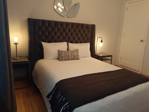 Imagen de la habitación del Suites Alcazar. Foto 8