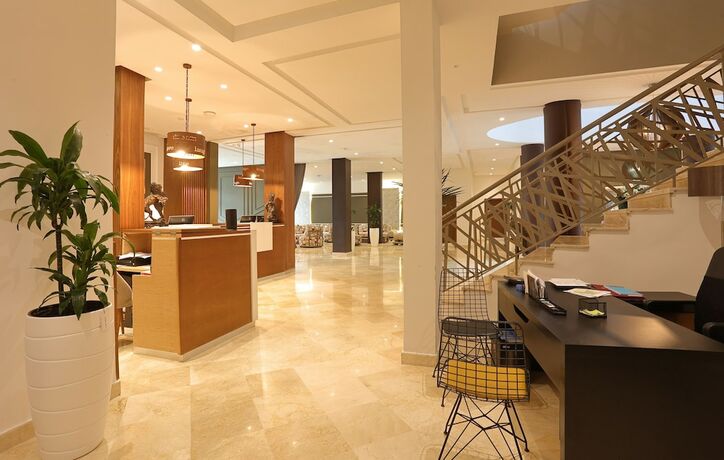 Imagen general del Suites Hôtel Playa Del Pacha. Foto 8