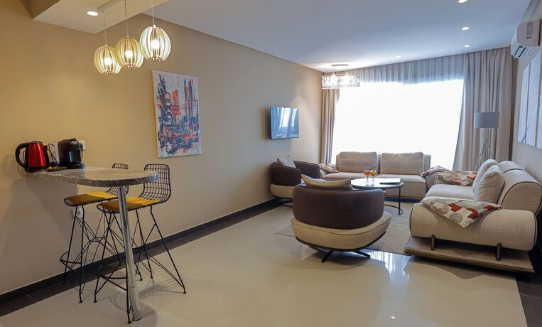 Imagen general del Suites Hôtel Playa Del Pacha. Foto 9