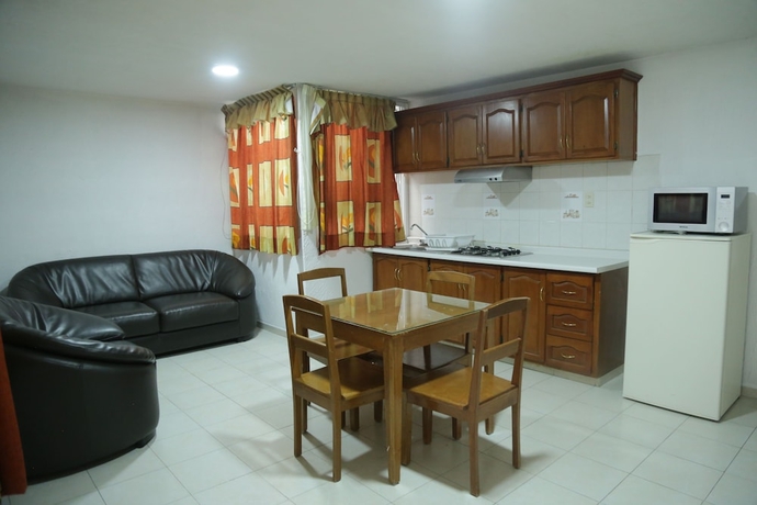 Imagen de la habitación del Suites Poliforum Inn, Le&oacute;n. Foto 2