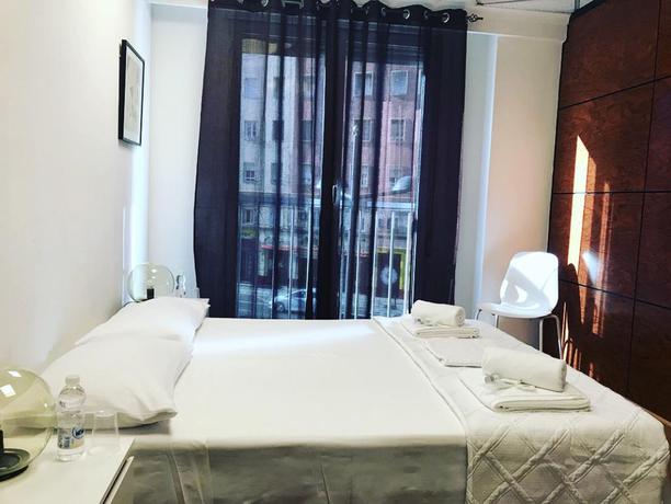 Imagen de la habitación del Suites Rooms Valencia. Foto 11