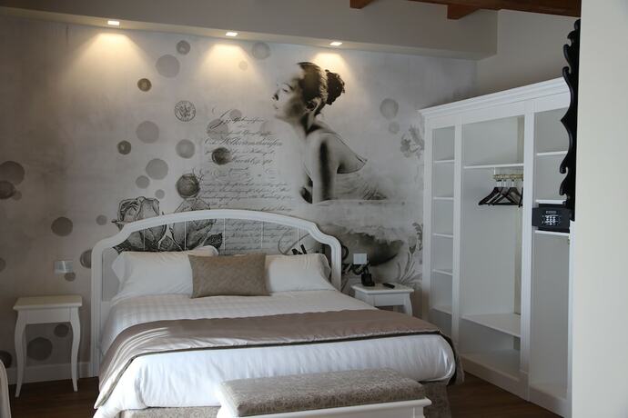 Imagen de la habitación del SuitesandApartments Liolà. Foto 19