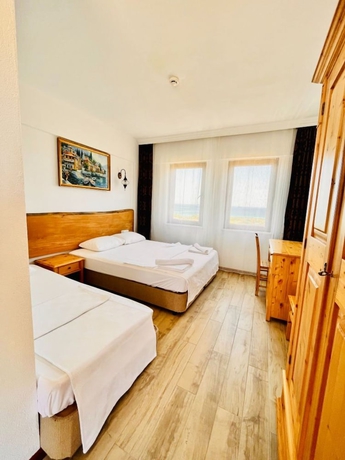 Imagen de la habitación del Sukha Inn Otel and Beach. Foto 16