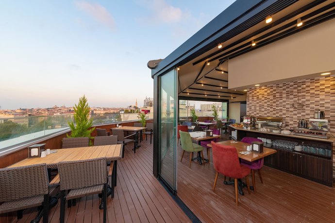 Imagen de los exteriores del Sultan City Hotel. Foto 18