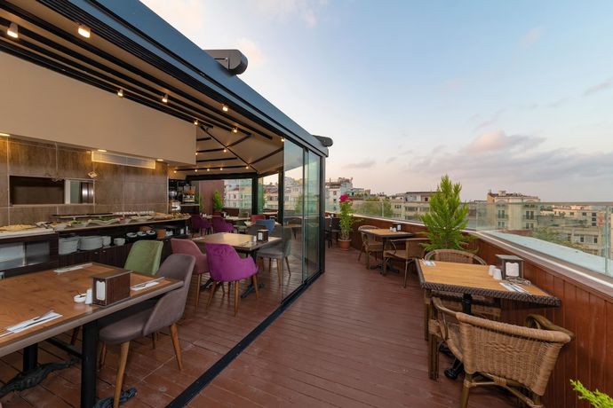 Imagen del bar/restaurante del Sultan City Hotel. Foto 3