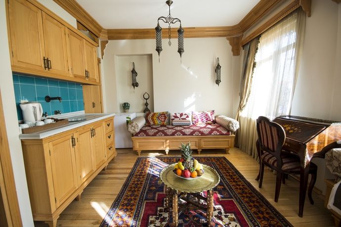 Imagen de los interiores del Sultan Corner. Foto 16