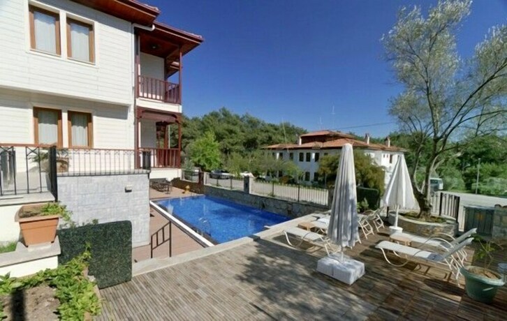 Imagen general del Summer Otel. Foto 1